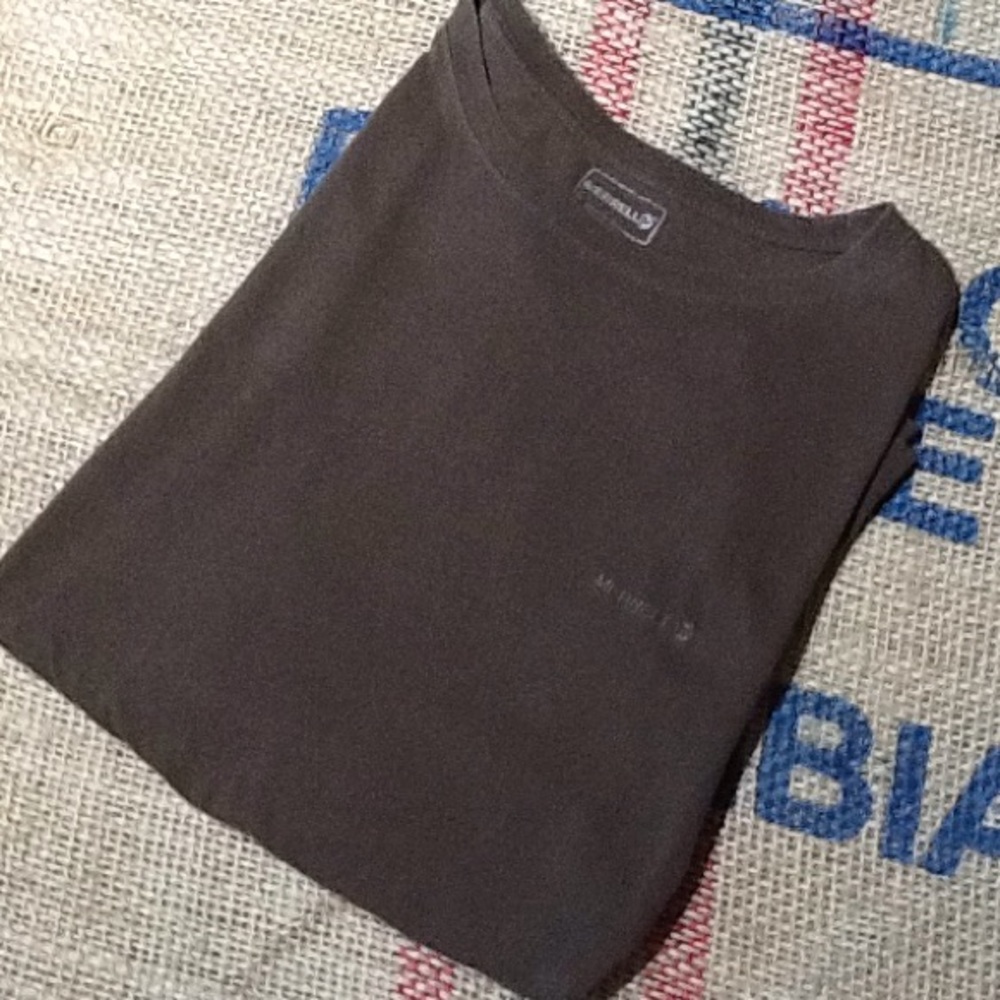 Merrell Embroidered T - Picture 3 of 3